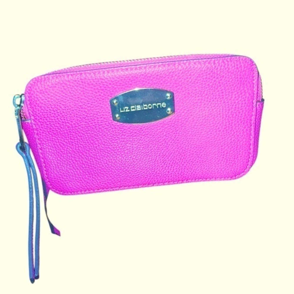 See Video Clip 😍 Liz Claiborne  Pink Wallet Clutch- or FREE WITH PURCHASE